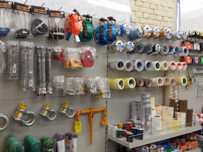 SIA "DELVE 2", Daugavpils - leverans och montering av butikshyllor 3